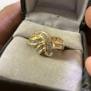 Genuine Diamond Ladies Ring in 14kt. Gold